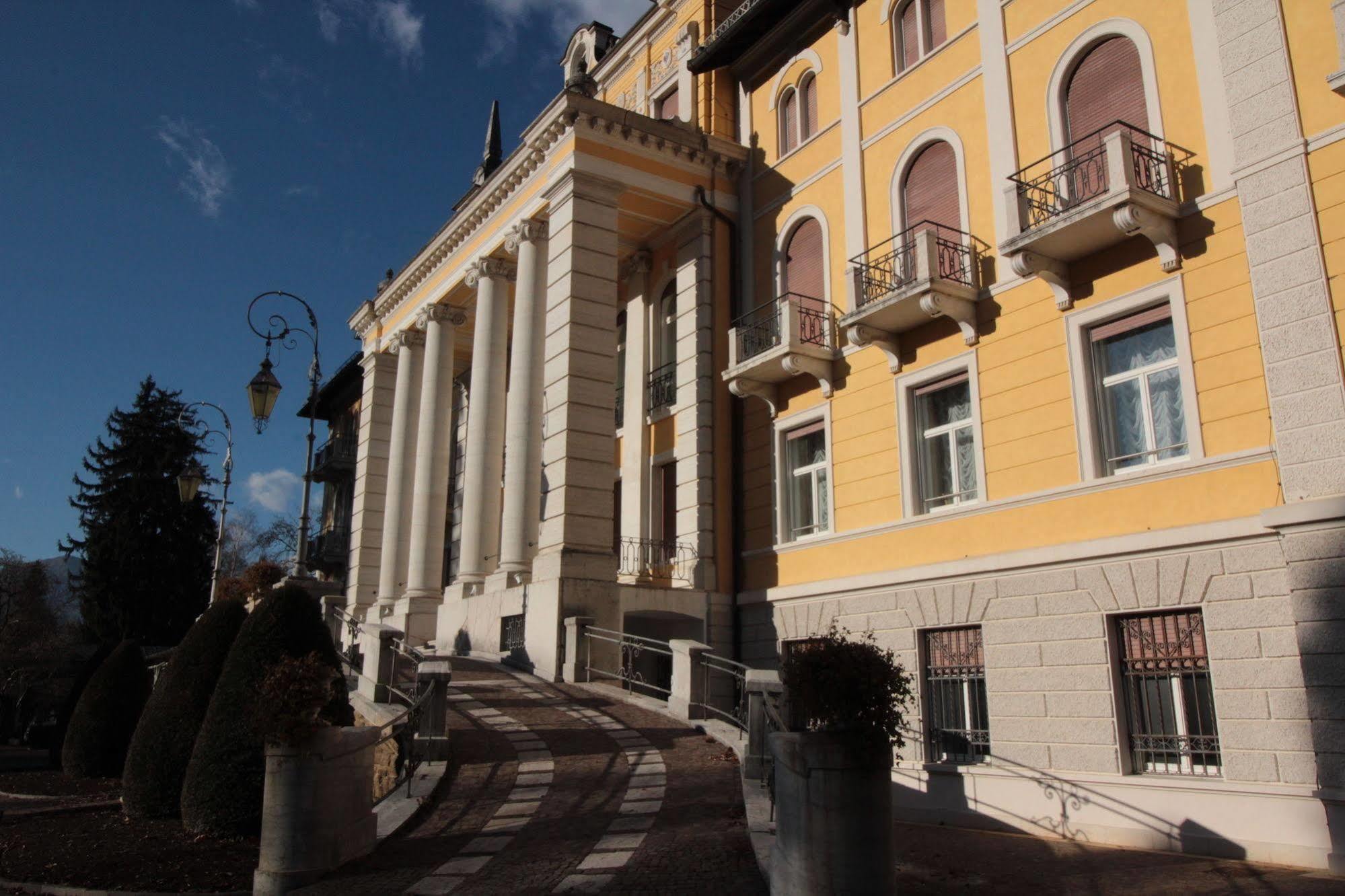 Hotel Grand Imperial 4*