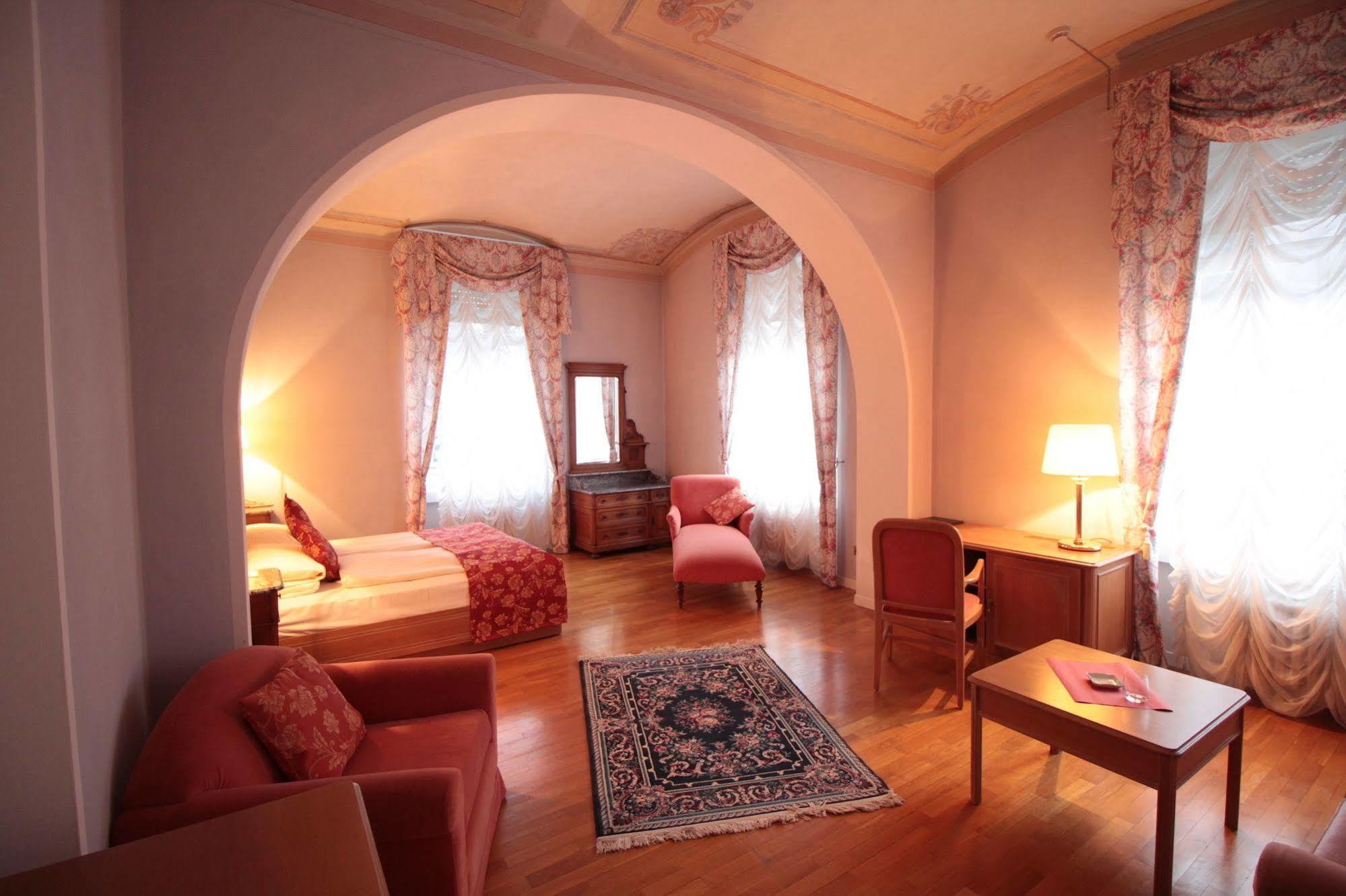 Hotel Grand Imperial 4*