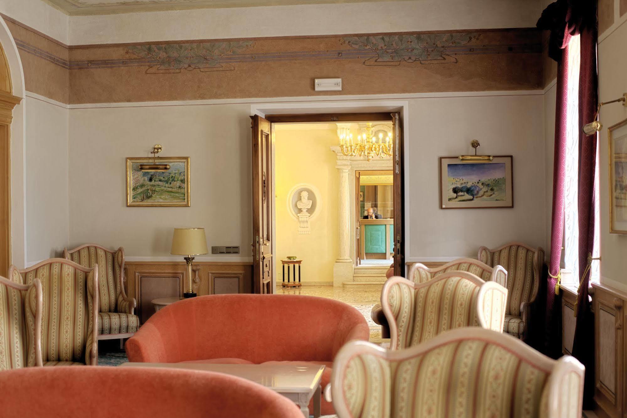 Hotel Grand Imperial