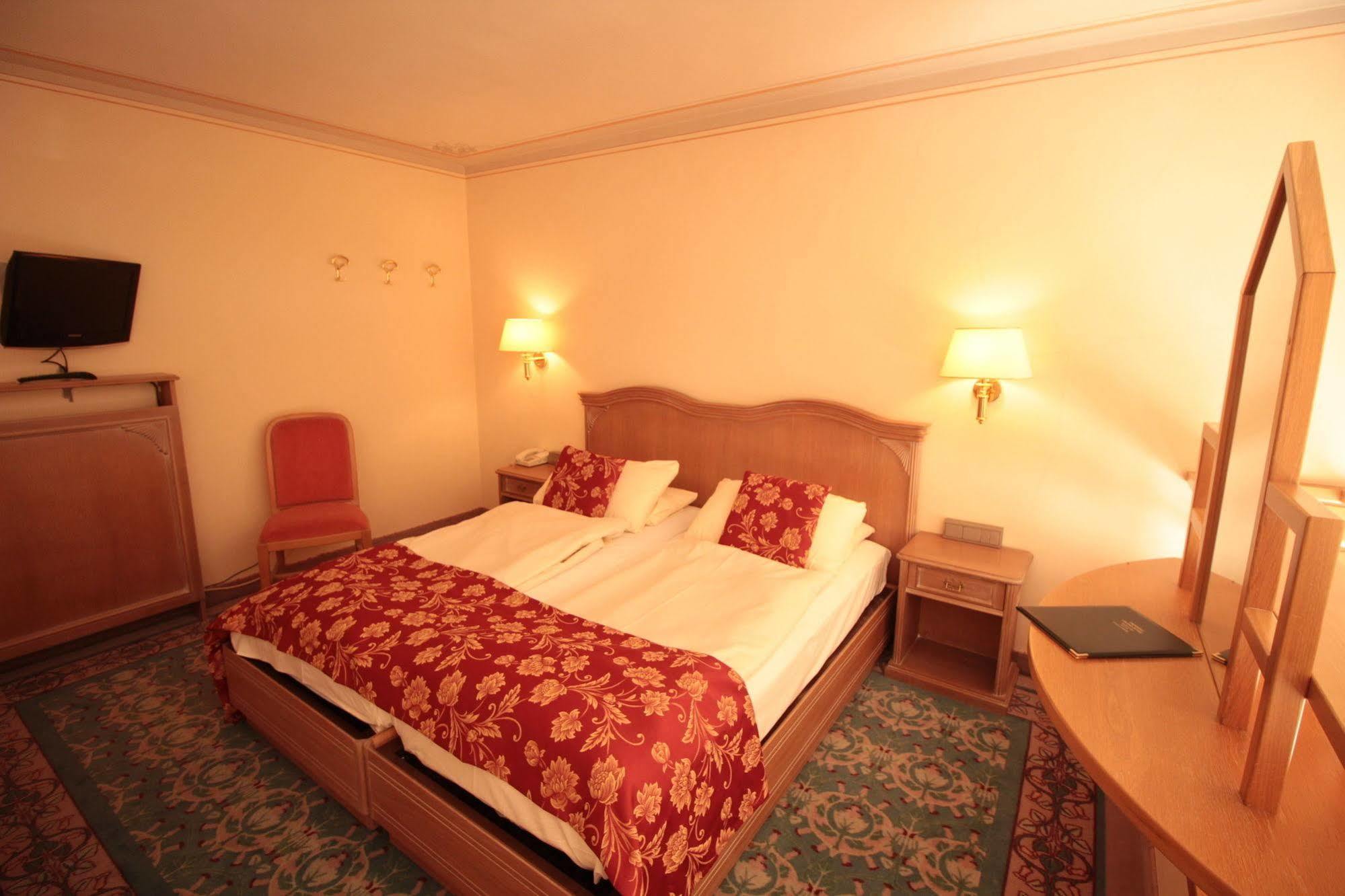 Grand Imperial 4*